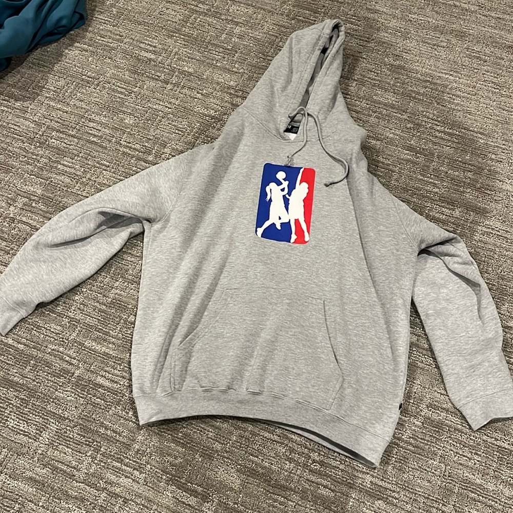 3XL unisex size “Women’s basketball hoodie”
